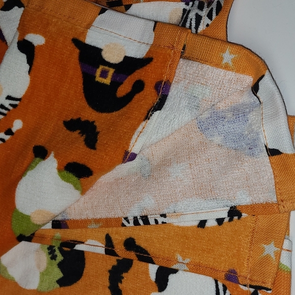 Gnome Halloween Kitchen Towel (Set of 2) - Picture 6 of 7